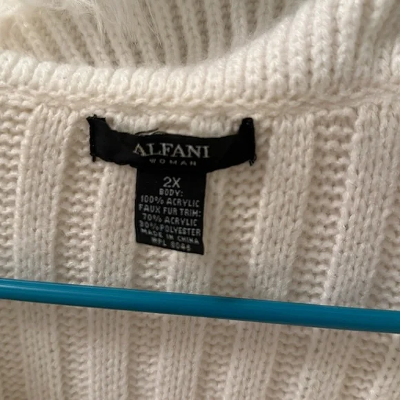 Alfani ivory sweater with faux fur trim, size 2X - Picture 3 of 11